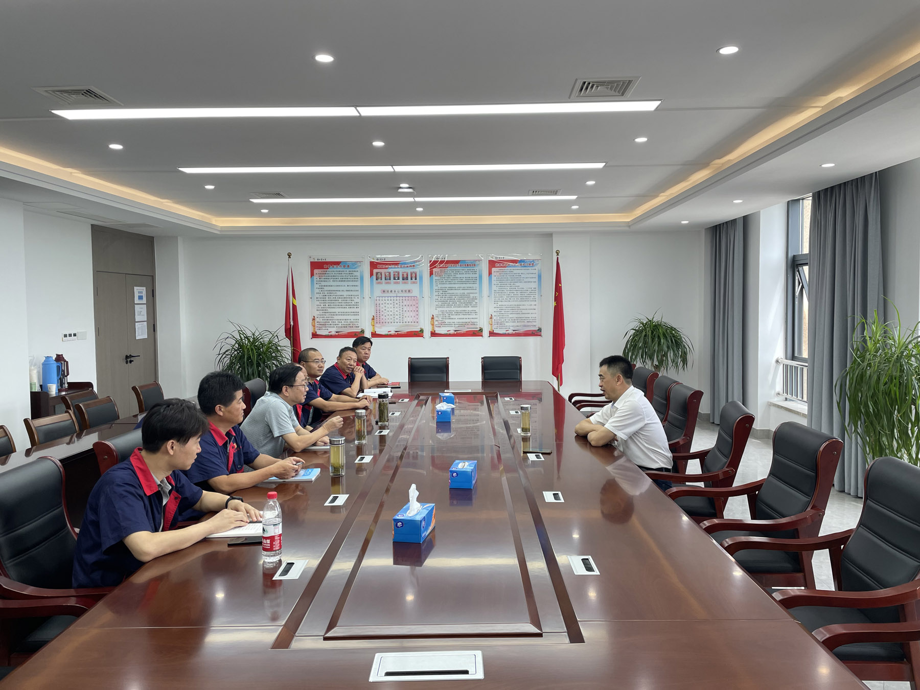 集團公司黨委委員、總工程師周俊到公司調(diào)研 